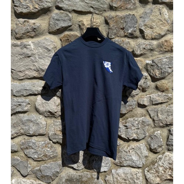 Camisetas bordada hawaiana: quilla de surf